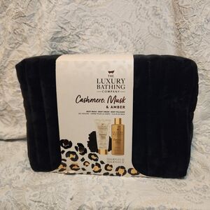 Cashmere Musk & Amber Body Wash Set - Black and Gold